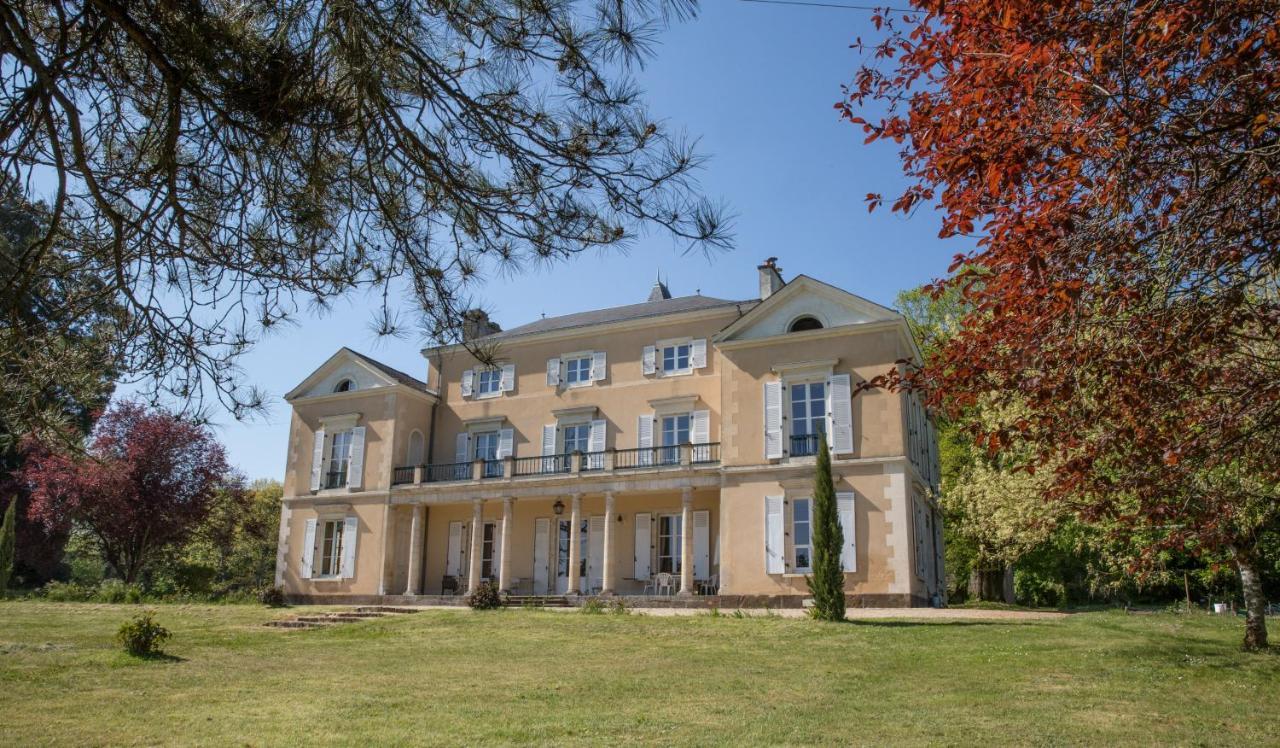 Manoir Des Etrichets Bed and Breakfast Saint-Saturnin  Exteriör bild